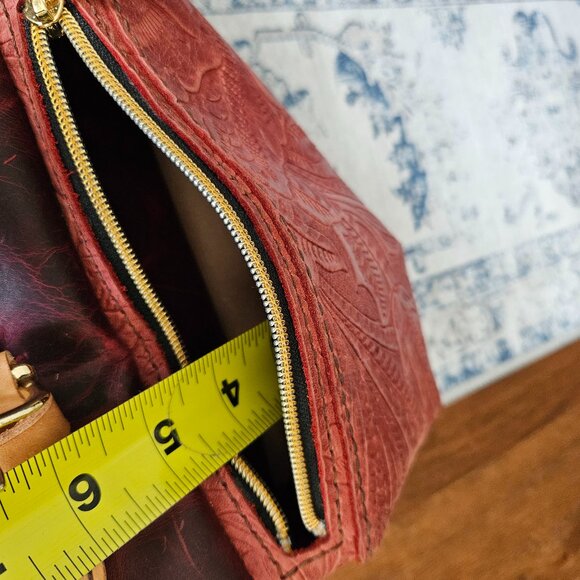 Geniue Leather Handcrafted Backpack - Picture 11 of 12